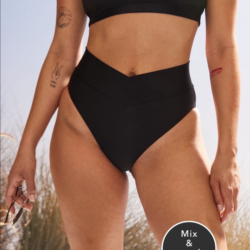 American Eagle Crossover Cheeky Swim Bottoms